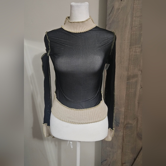 BLUE BLUSH fitted mesh long sleeve mock neck sweater trim top. Size small NWT - Picture 6 of 16